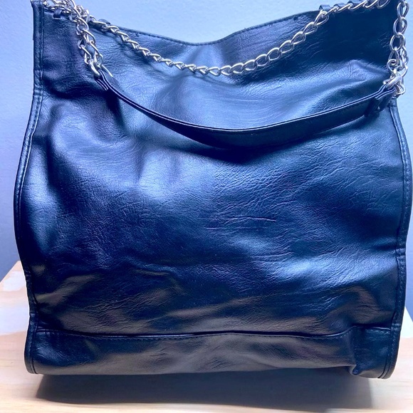 BONGO Purse Hobo/Tote with chain strap (black) - Picture 1 of 2